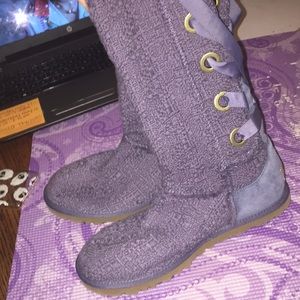 Lace up uggs